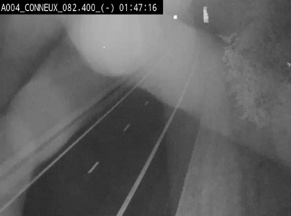 Webcam sur l'E411 avant les sorties 20 menant à Ciney, Dinant et Achêne. Vue orientée vers Namur