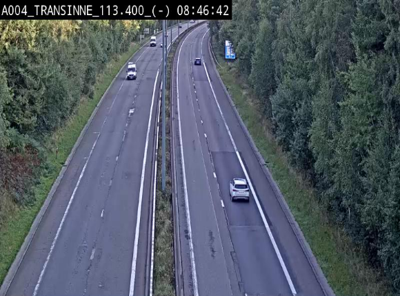 Caméra trafic E411 (A4) - Transinne direction Namur - BK 113.425