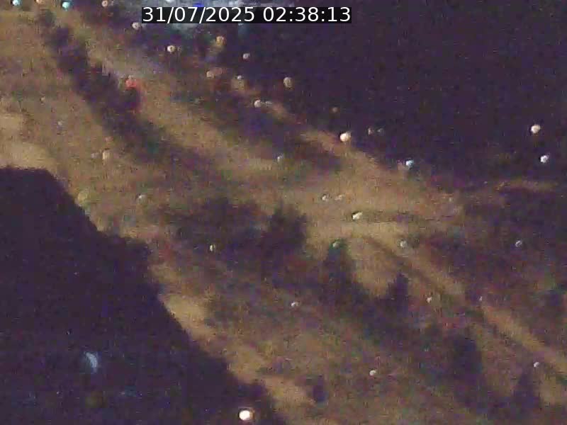 Webcam sur l'avenue John Fitzgerald Kennedy (N51) avec vue sur le Pont rouge (Pont Grande Duchesse Charlotte), l'arrêt Pfaffenthal et l'entrée du quartier Kirchberg