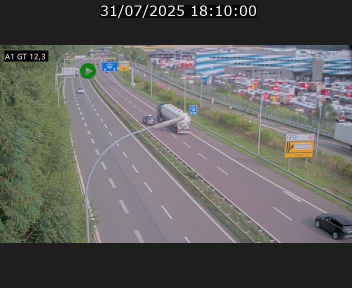 Traffic live webcam Luxembourg Senningerberg - A1 direction Allemagne - BK 12.3