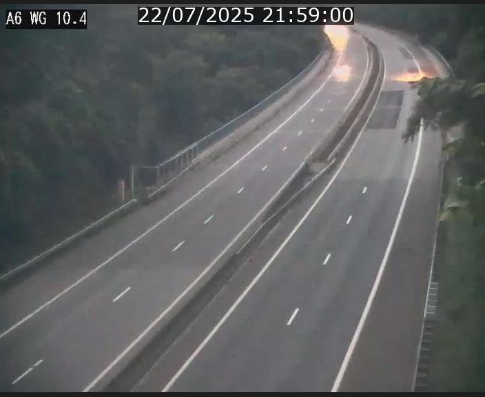 Traffic live webcam Luxembourg Mamer - A6 - BK 10.4 - direction Luxembourg/France/Allemagne