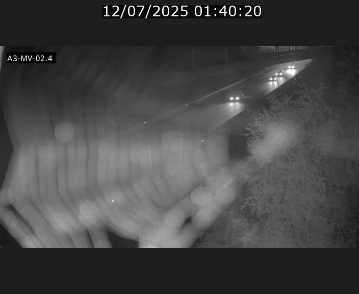 Webcam autoroute de la France (A3) au Luxembourg à Fentange, à proximité de la Croix de Gasperich. Vue orientée vers la Cloche d'Or
