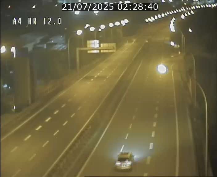 Traffic live webcam Luxembourg Jonction Foetz - A4 - BK 12.0 - direction Esch sur Alzette