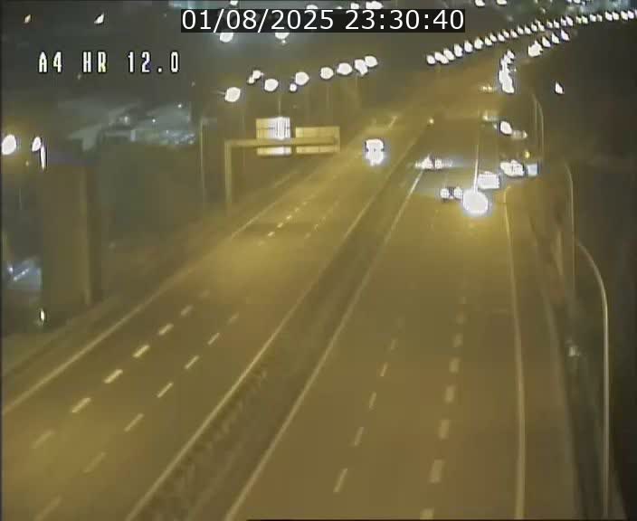 Traffic live webcam Luxembourg Jonction Foetz - A4 - BK 12.0 - direction Esch sur Alzette