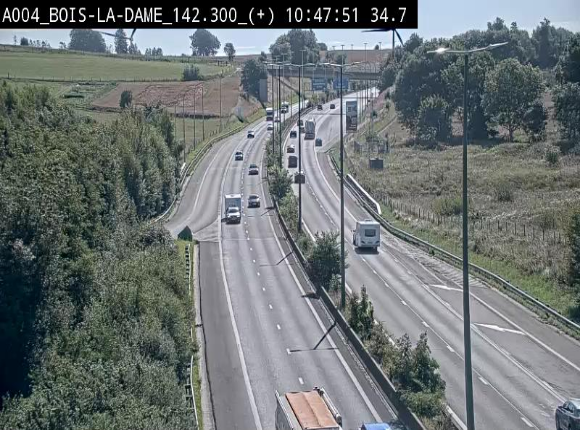 Webcam située entre la sortie 29 Neufchâteau et la jonction avec l'E25 en direction de Liège et Luxembourg