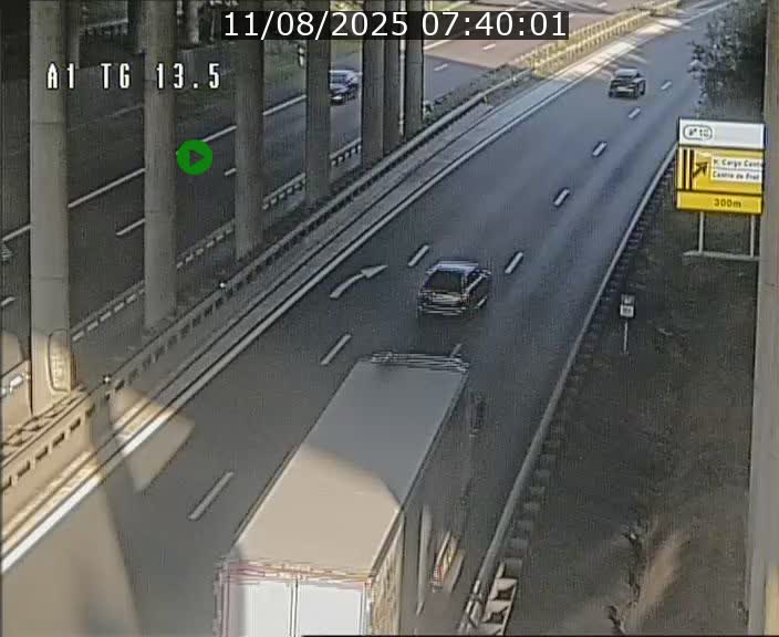 Traffic live webcam Luxembourg Senningen - A1 direction Luxembourg - BK 13.5