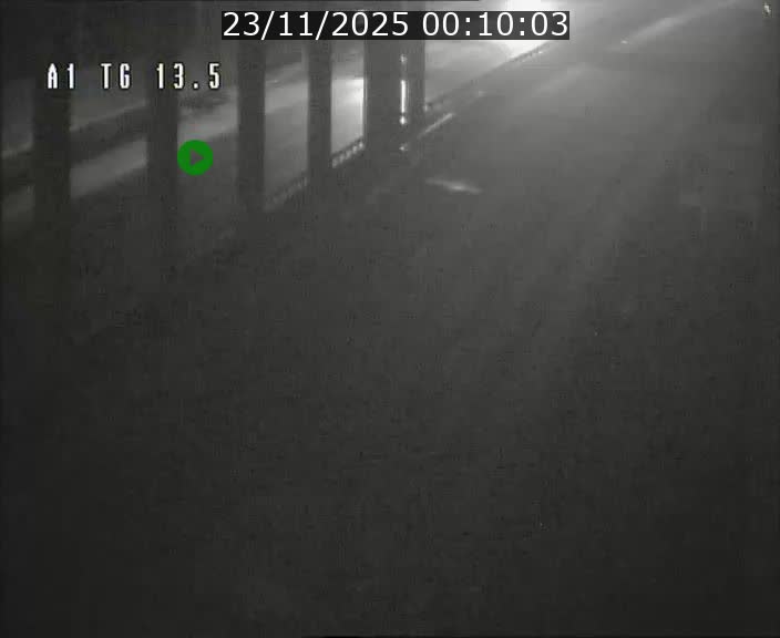 Traffic live webcam Luxembourg Senningen - A1 direction Luxembourg - BK 13.5