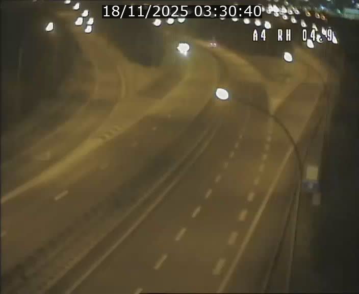 Traffic live webcam Luxembourg Leudelange - A4 - BK 4.9 - direction Luxembourg