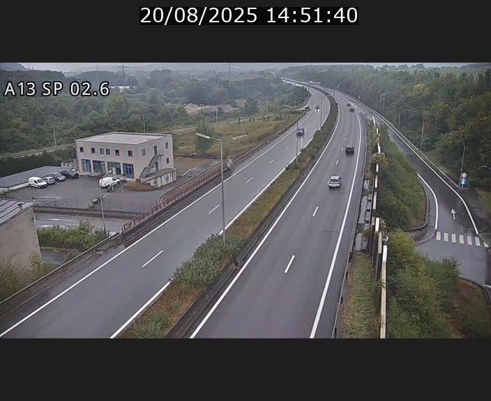 Traffic live webcam Luxembourg Sanem - A13 direction Pétange - BK 2.6