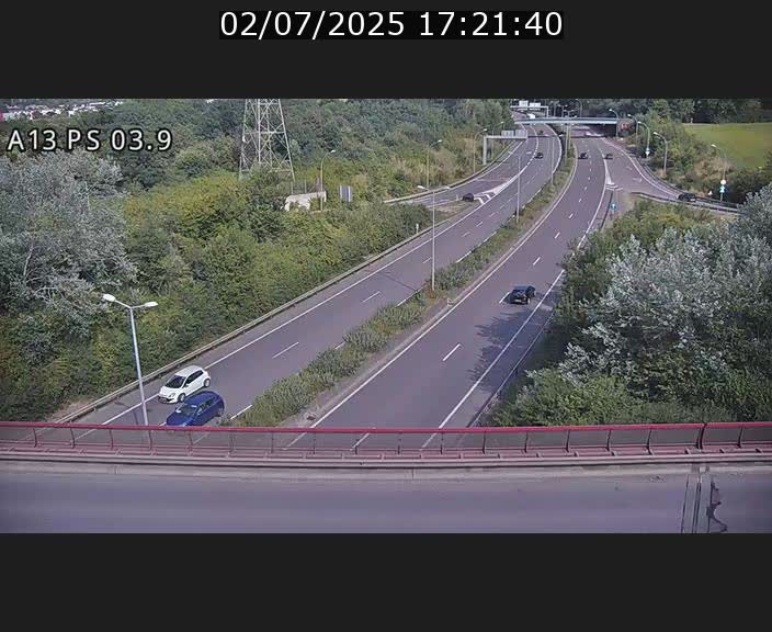 Traffic live webcam Luxembourg Differdange - A13 direction Esch-sur-Alzette - BK 3.9