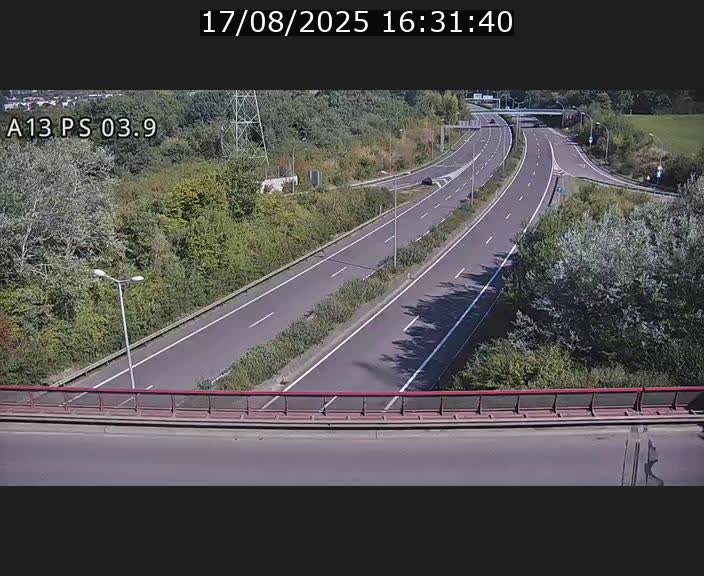 Traffic live webcam Luxembourg Differdange - A13 direction Esch-sur-Alzette - BK 3.9