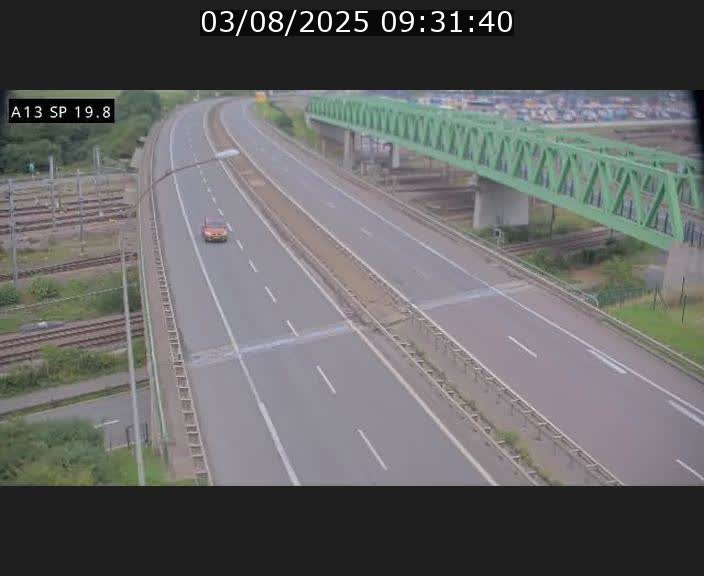 Traffic live webcam Luxembourg Croix de Bettembourg - A13 direction Esch-sur-Alzette - BK 19.8