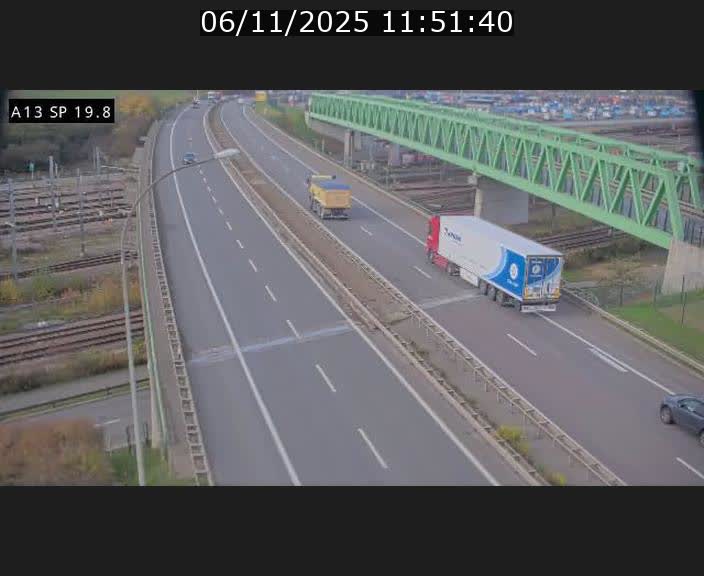 Traffic live webcam Luxembourg Croix de Bettembourg - A13 direction Esch-sur-Alzette - BK 19.8
