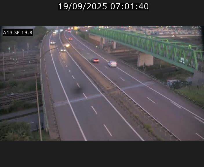 Traffic live webcam Luxembourg Croix de Bettembourg - A13 direction Esch-sur-Alzette - BK 19.8