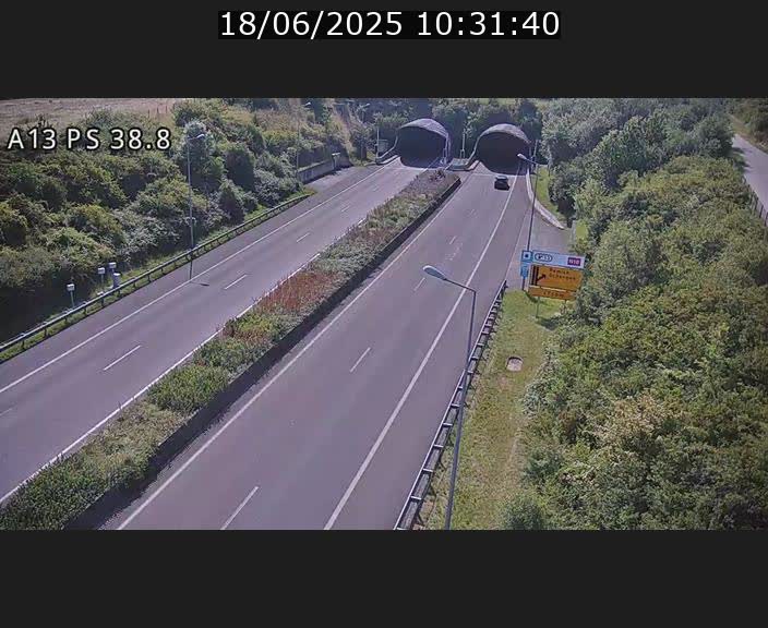 Webcam autoroute A13 à l'entrée ouest du tunnel Markusbierg à Schengen. Vue orientée vers Mondorf-les-Bains