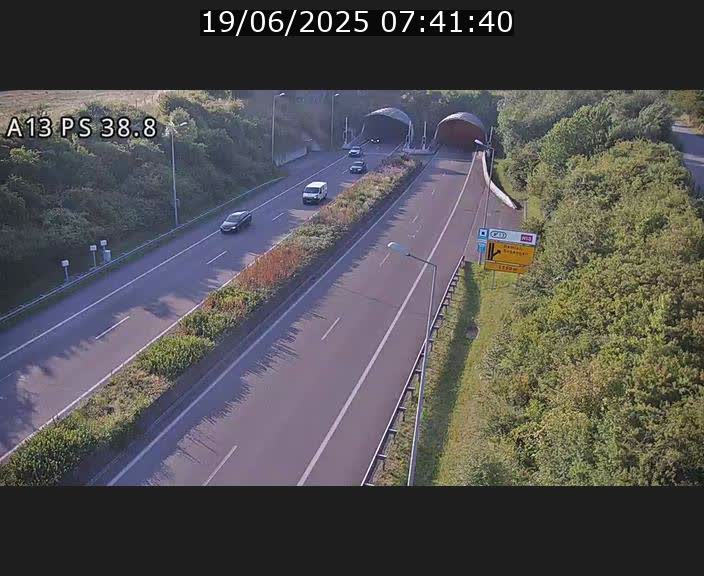 Webcam autoroute A13 à l'entrée ouest du tunnel Markusbierg à Schengen. Vue orientée vers Mondorf-les-Bains