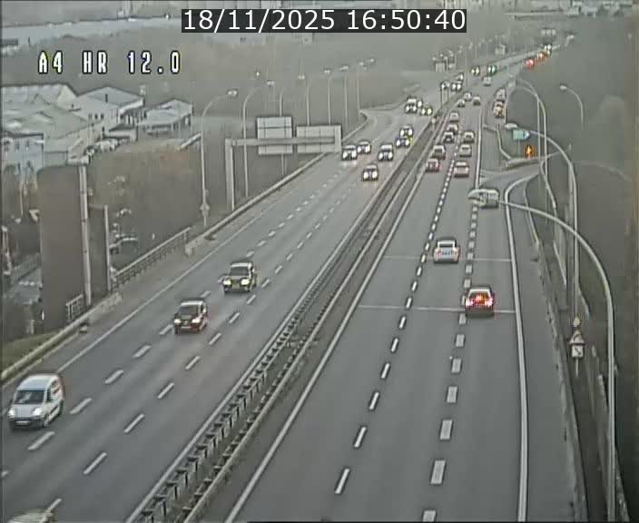 Traffic live webcam Luxembourg Jonction Foetz - A4 - BK 12.0 - direction Esch sur Alzette
