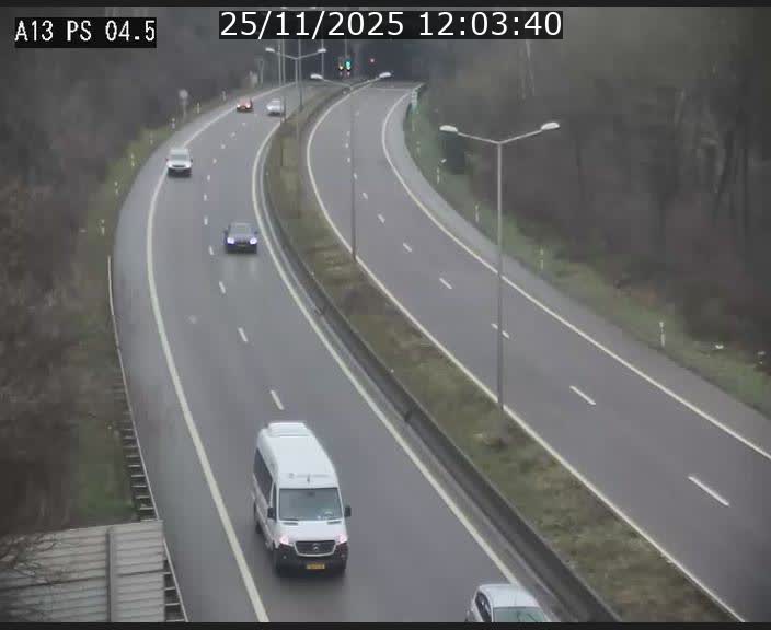 Traffic live webcam Luxembourg Differdange - A13 direction Esch-sur-Alzette - BK 4.5