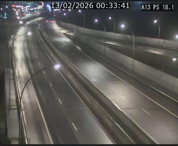 Traffic live webcam Luxembourg Dudelange - A13 direction Croix de Bettembourg - BK 18.1