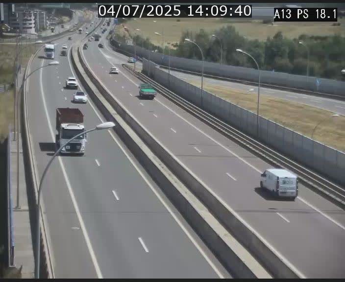 Traffic live webcam Luxembourg Dudelange - A13 direction Croix de Bettembourg - BK 18.1