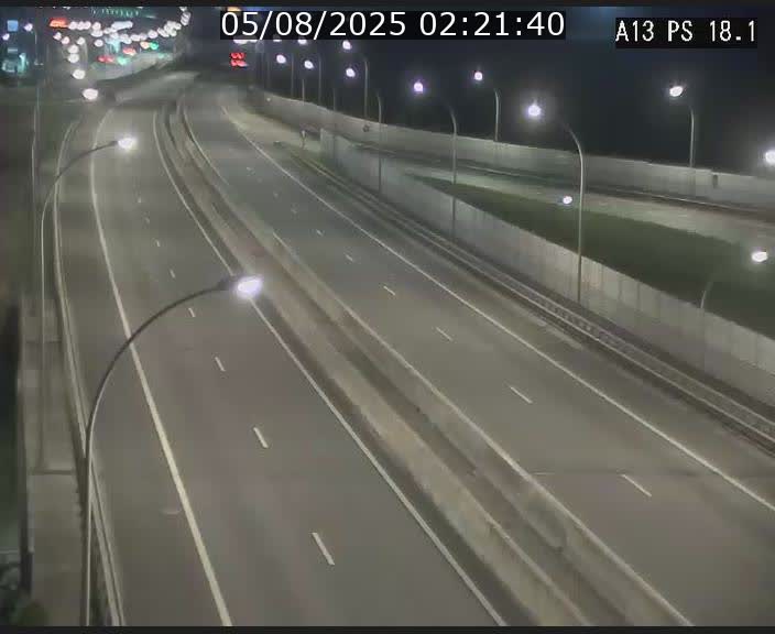 Traffic live webcam Luxembourg Dudelange - A13 direction Croix de Bettembourg - BK 18.1