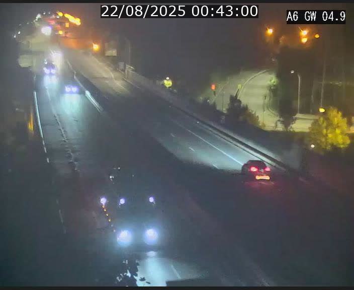 Traffic live webcam Luxembourg Croix de Cessange - A6 - BK 4.9 - direction Belgique