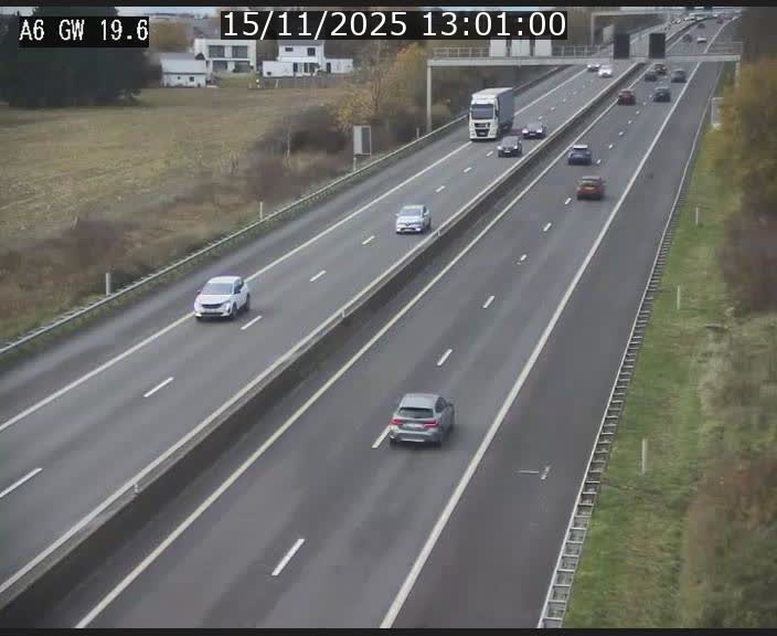 Traffic live webcam Luxembourg - Steinfort - A6 - BK 19.6 - direction Belgique
