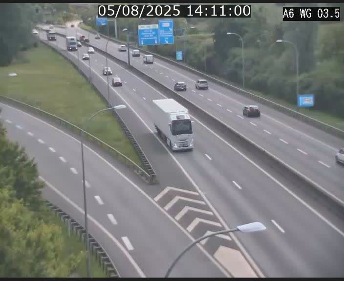 Traffic live webcam Luxembourg - Croix de Cessange - A6 - BK 3.5 - direction France/Allemagne