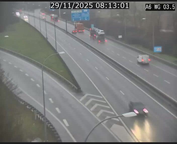 Traffic live webcam Luxembourg - Croix de Cessange - A6 - BK 3.5 - direction France/Allemagne