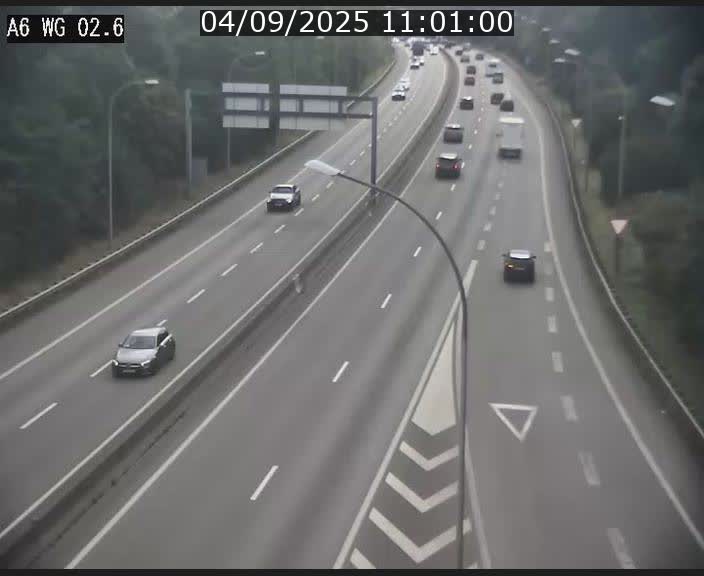 Traffic live webcam Luxembourg Croix de Cessange - A6 - BK 2.6 - direction France/Allemagne