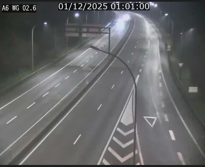 Traffic live webcam Luxembourg Croix de Cessange - A6 - BK 2.6 - direction France/Allemagne
