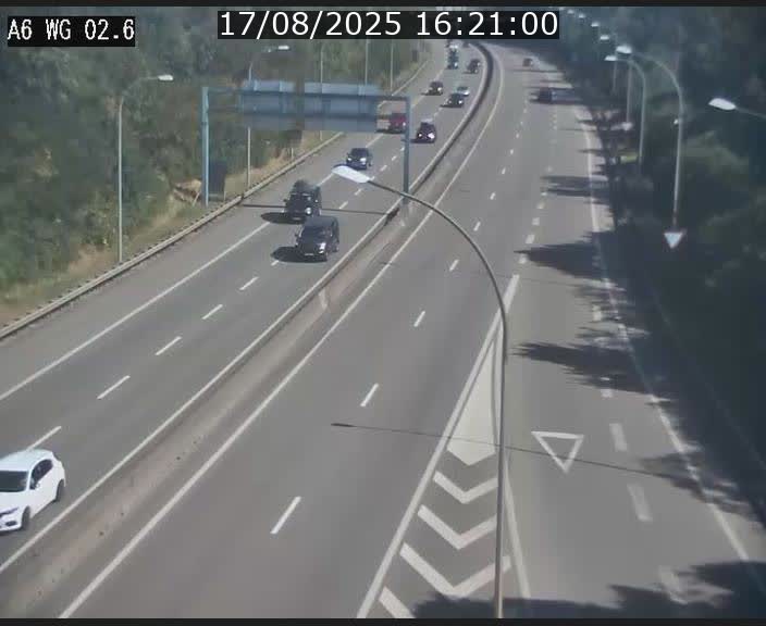 Traffic live webcam Luxembourg Croix de Cessange - A6 - BK 2.6 - direction France/Allemagne