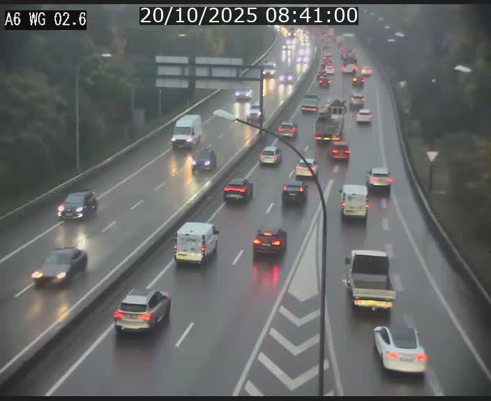 Traffic live webcam Luxembourg Croix de Cessange - A6 - BK 2.6 - direction France/Allemagne