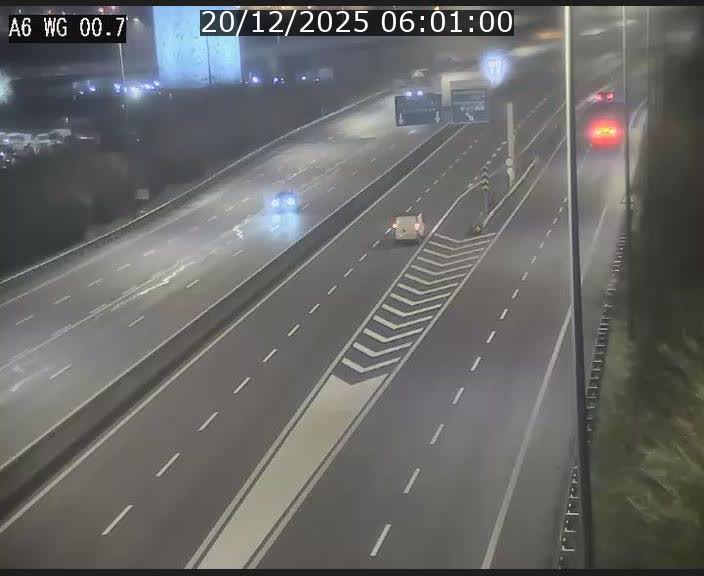 Traffic live webcam Luxembourg Croix de Cessange - A6 - BK 0.7 - direction A3 France