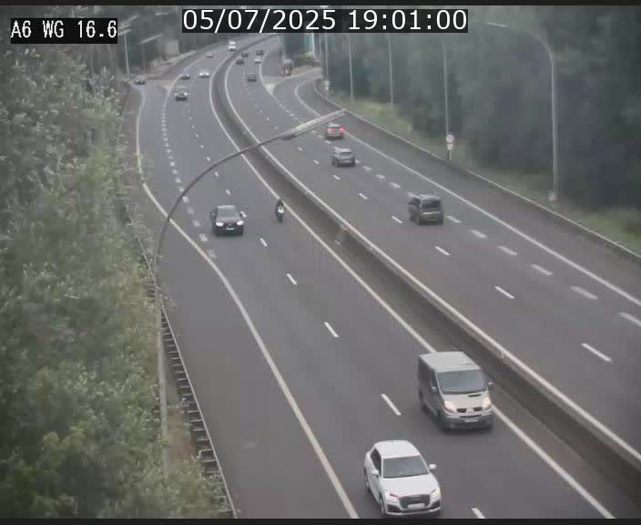 Traffic live webcam Luxembourg Aire de Capellen - A6 - BK 16.6 - direction Luxembourg/France/Allemagne