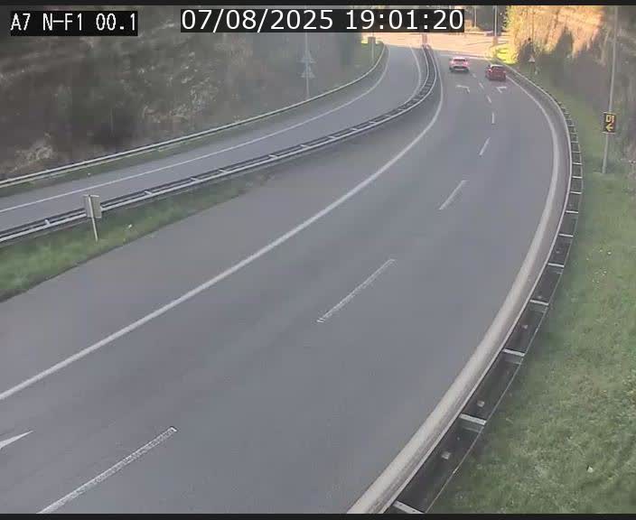 Webcam autoroute Luxembourg A7 située dans la sortie 1 Waldhof, vers la N11, avant le Tunnel Stafelter