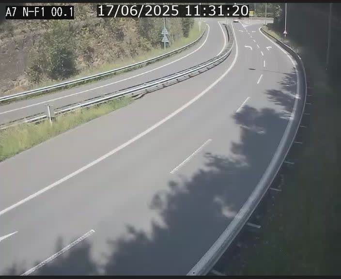 Webcam autoroute Luxembourg A7 située dans la sortie 1 Waldhof, vers la N11, avant le Tunnel Stafelter