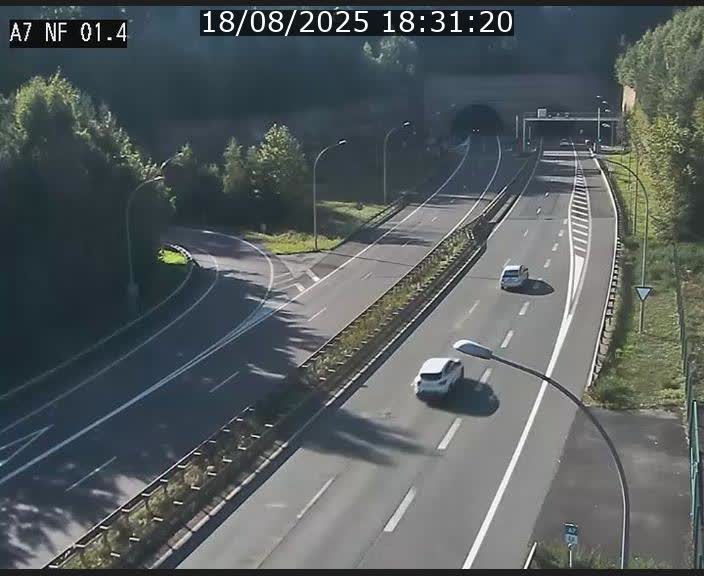 Caméra autoroute Luxembourg A7 - Echangeur Waldhaff - direction Tunnel Stafelter