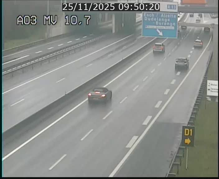 Traffic live webcam Luxembourg Croix de Bettembourg - A3 - BK 10.7 - direction France