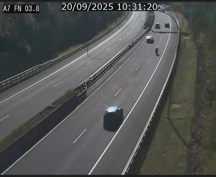 Caméra autoroute Luxembourg A7 - Passage à gibier Rëngelbour - direction Tunnel Stafelter