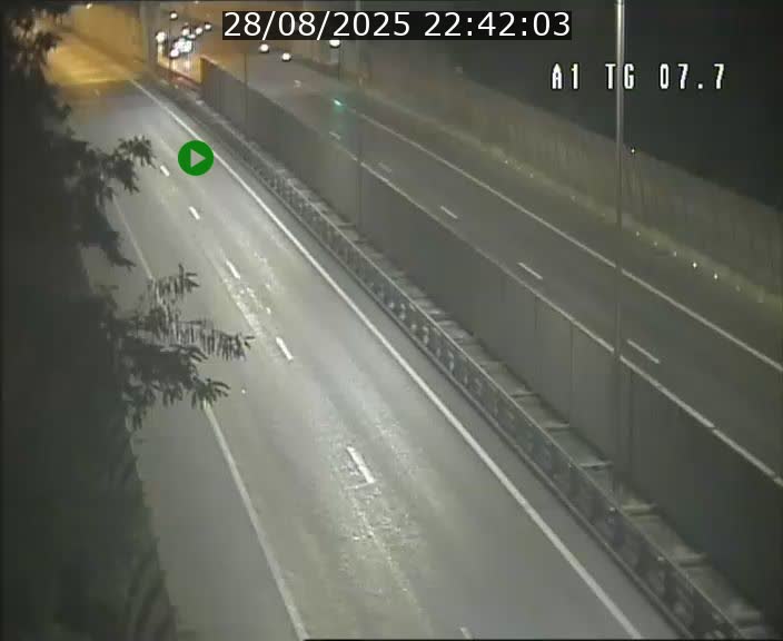 Traffic live webcam Luxembourg Kirchberg - A1 direction Luxembourg-ville - BK 7.7