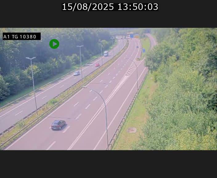 Traffic live webcam Luxembourg Senningerberg - A1 direction Luxembourg Kirchberg - BK 10.3