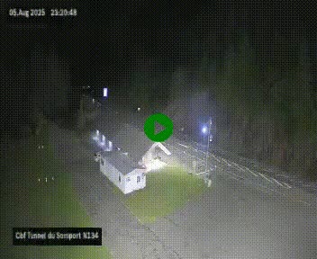 Webcam à l'entrée du tunnel du Somport, côté français, sur la N134, dans les Pyrénées, en direction de l'Espagne, à 1116 mètres d'altitude