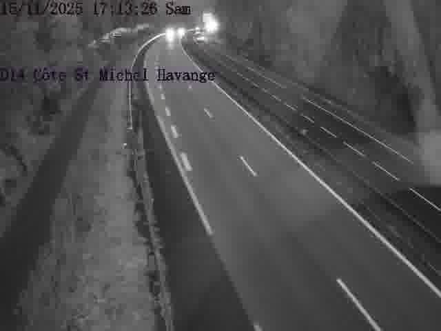Clone of Webcam sur la D14, dans la côte Saint-Michel. Vue orientée vers Havange