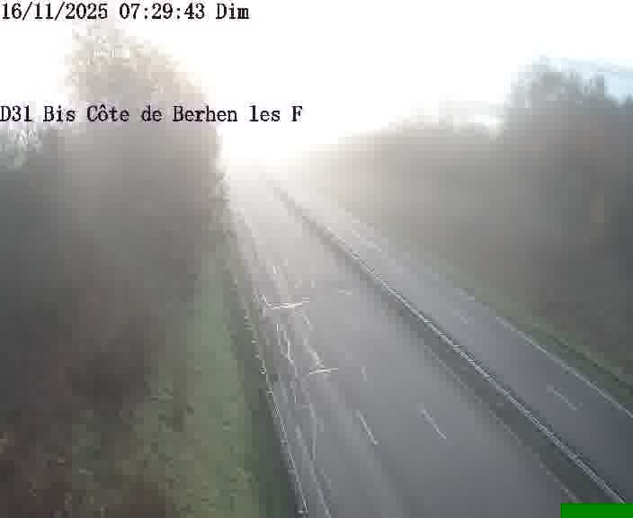 Webcam de surveillance sur D31bis (France) à Behren-lès-Forbach, cadrée vers Sarreguemines, proposant une information routière utile aux déplacements quotidiens.