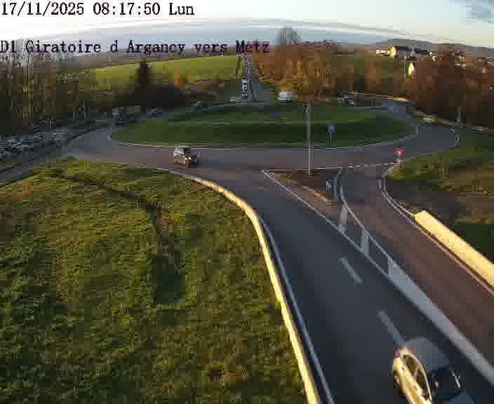 Webcam installée le long de D1 (France) à Argancy, pointée vers Metz, utile pour suivre précisément les conditions de trafic.