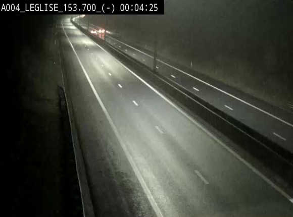 Webcam autoroute A4 (E411-E25) à Léglise, avant la jonction avec la N40. Vue orientée vers Bruxelles