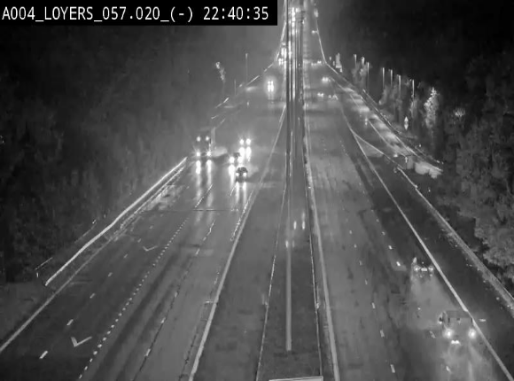 Webcam E411 au niveau du viaduc de Beez à Loyers, entre Champion et Warissoulx. Vue orientée vers Bruxelles
