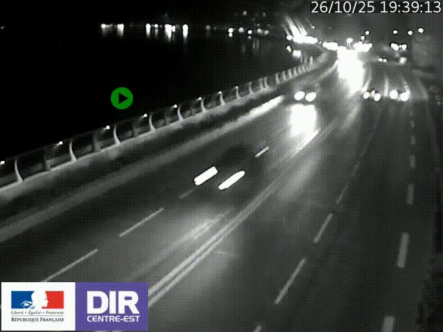 Webcam sur le quai Parjot à Vienne, aux Portes de Lyon, sur la Nationale 7, à la jonction avec le boulevard du Rhône-nord (D1407), caméra orientée vers Lyon