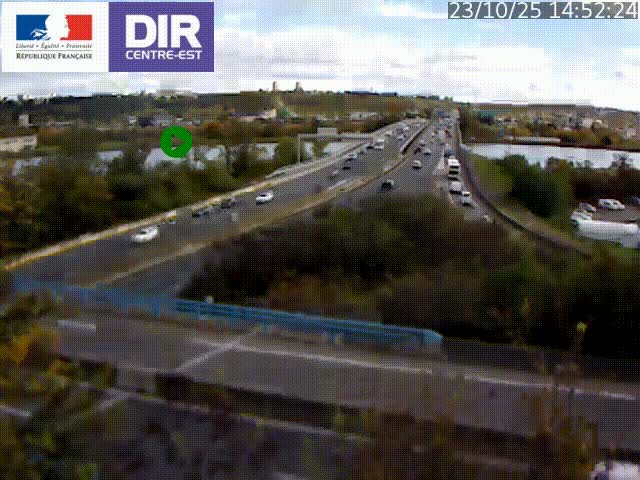Clone of Caméra de circulation sur A7 à Lyon Perrache vers Marseille, le long du Rhône